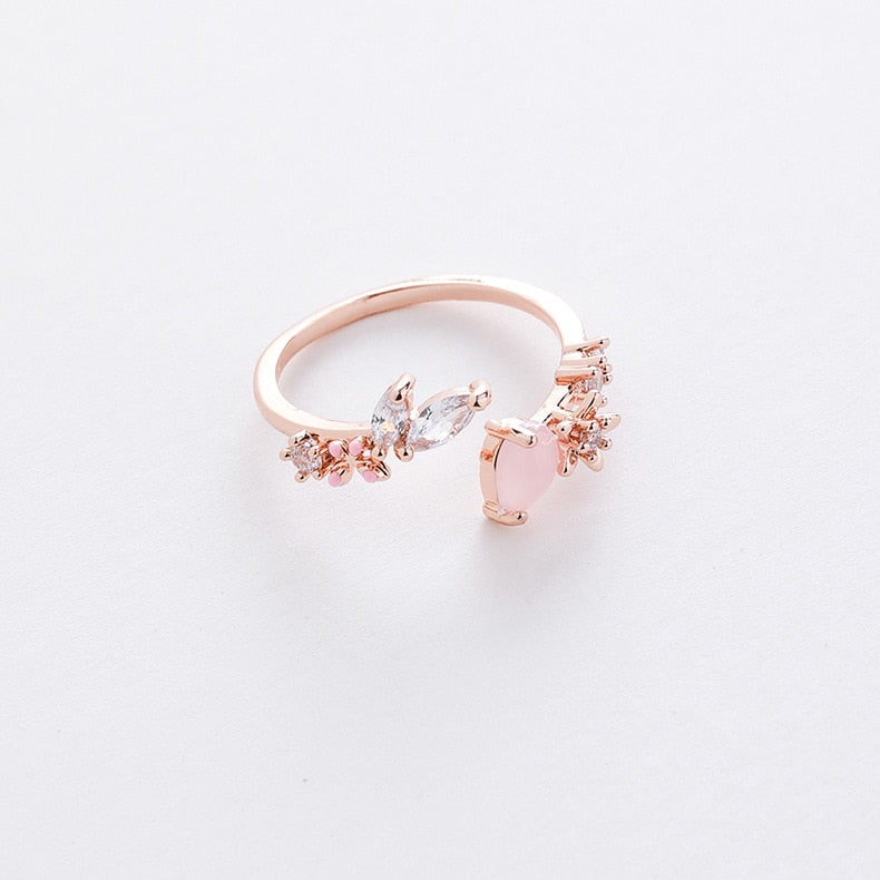 Floral Rubin Ring Collection